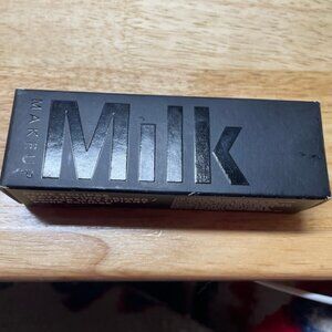 NIP Milk Pore Eclipse Mattifying & Blurring Makeup Primer Lg Size